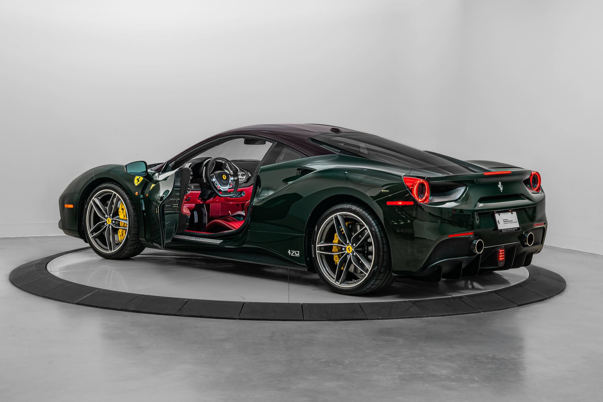 ferrari 488 gtb 2018 ZFF79ALA8J0230290 image ferrari 488 gtb 2018 ZFF79ALA8J0230290 image